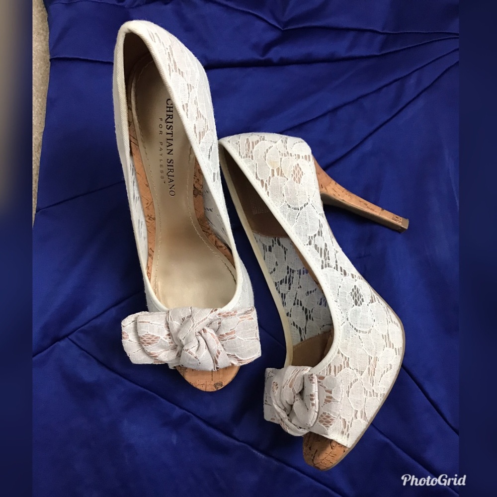 White Lace Shoes 👠